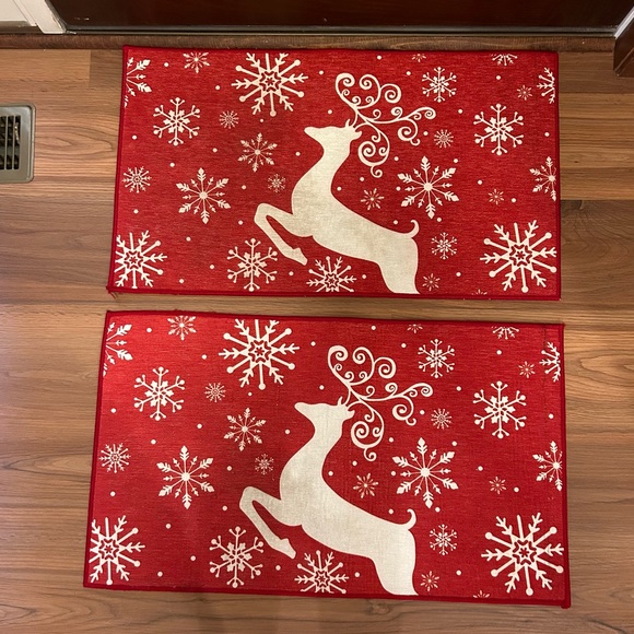 Christmas Elk Rug Set 29x17-Used One Christmas Season 2 Yrs Ago Good Condition🎄 - Picture 1 of 8